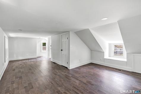 21 Meadow Street Milford CT 06460