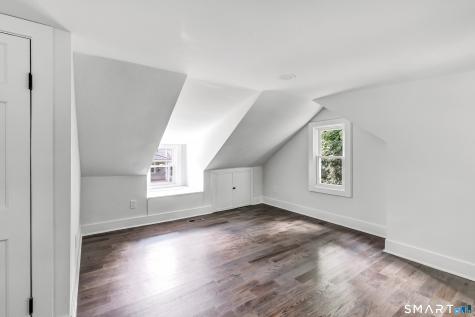 21 Meadow Street Milford CT 06460