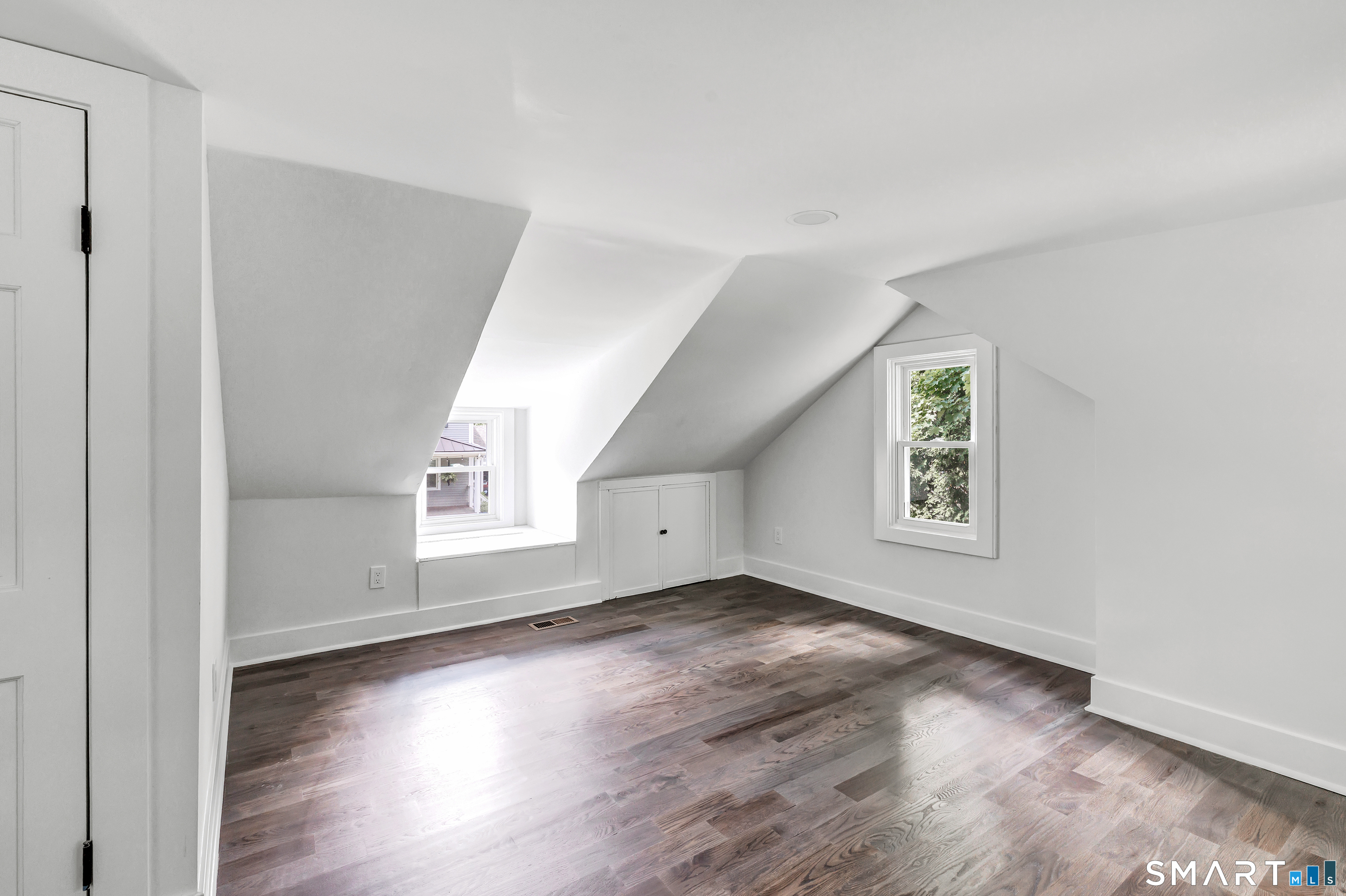 21 Meadow Street Milford CT 06460
