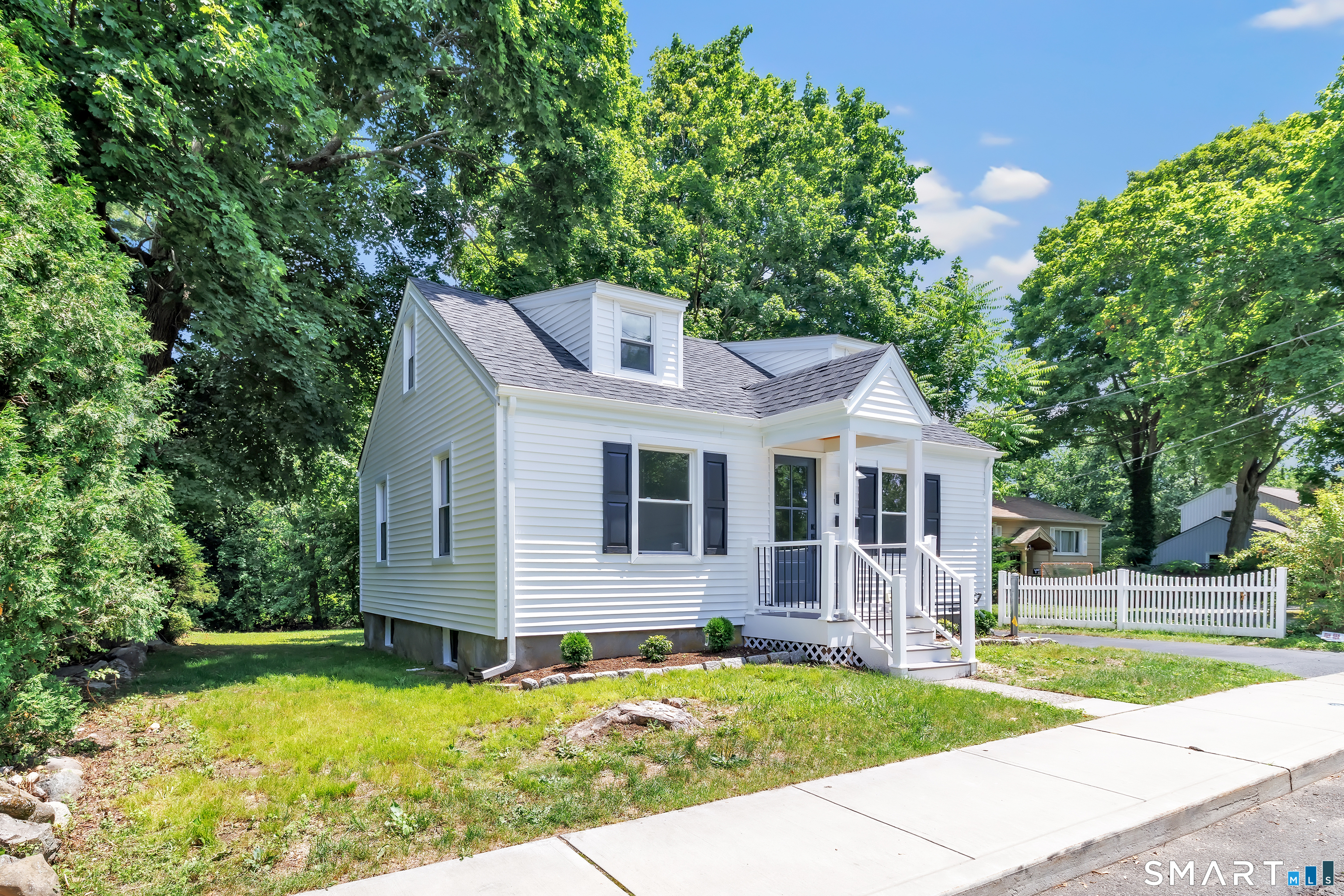 21 Meadow Street Milford CT 06460