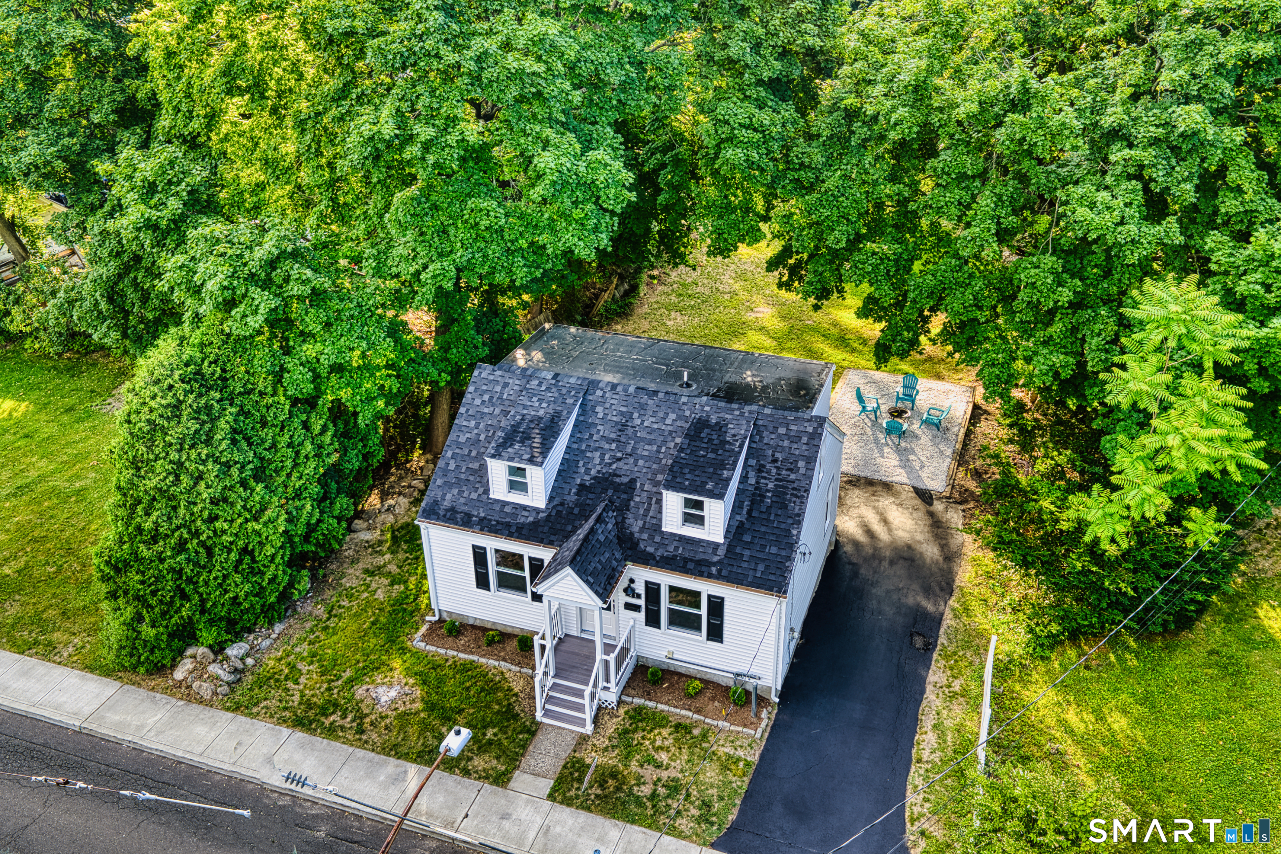 21 Meadow Street Milford CT 06460