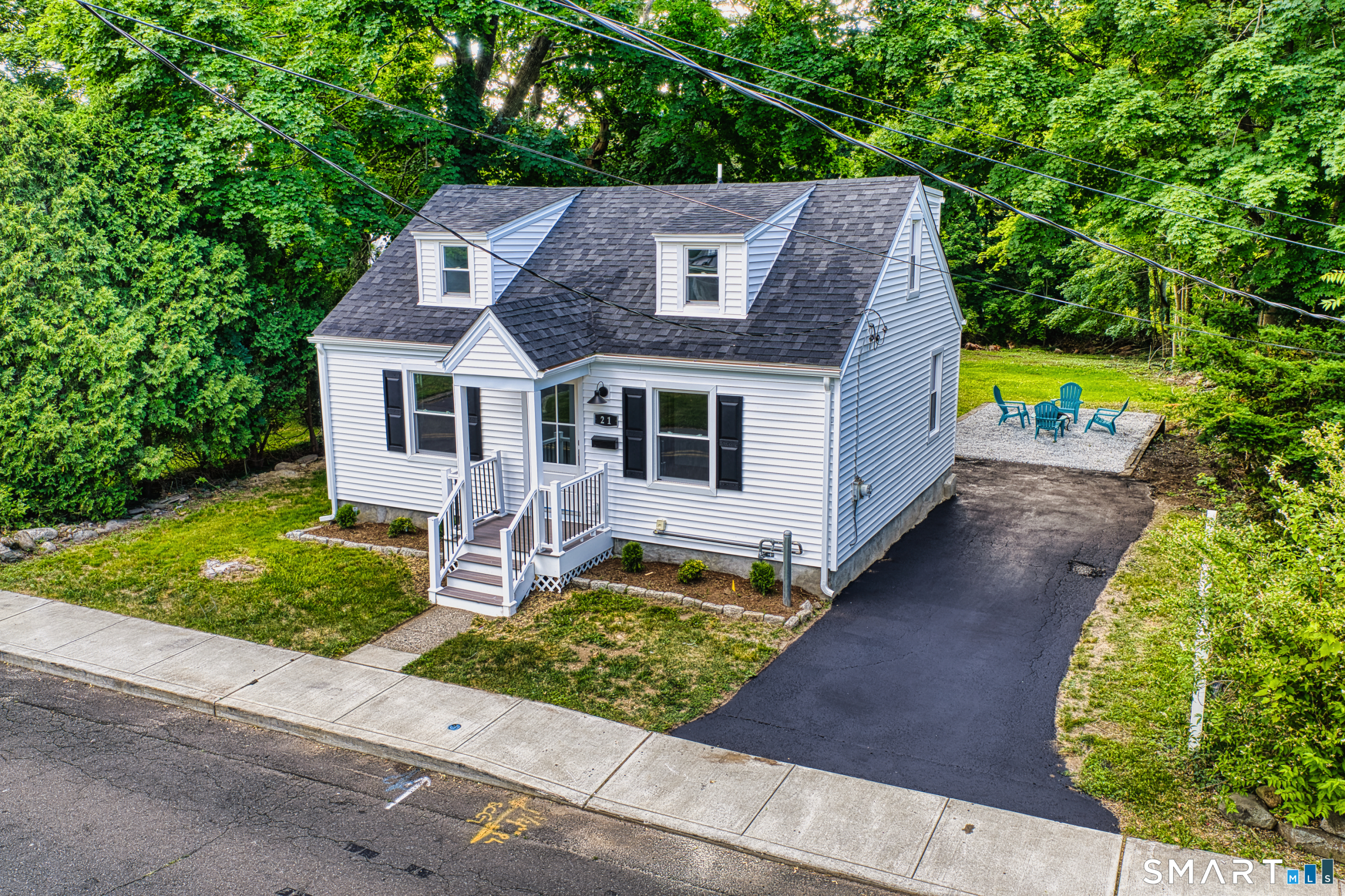 21 Meadow Street Milford CT 06460