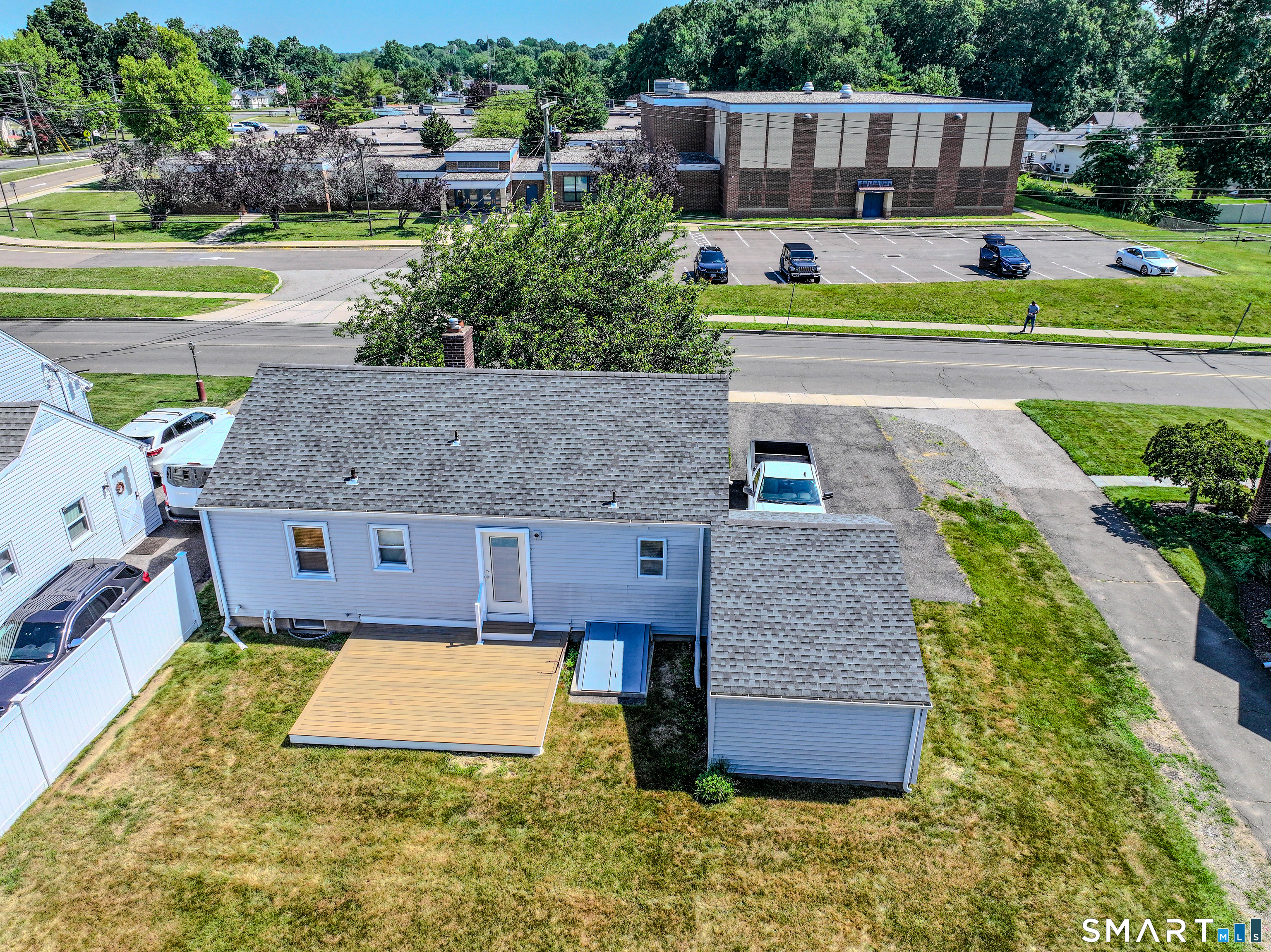 76 Woodmont Road West Haven CT 06516