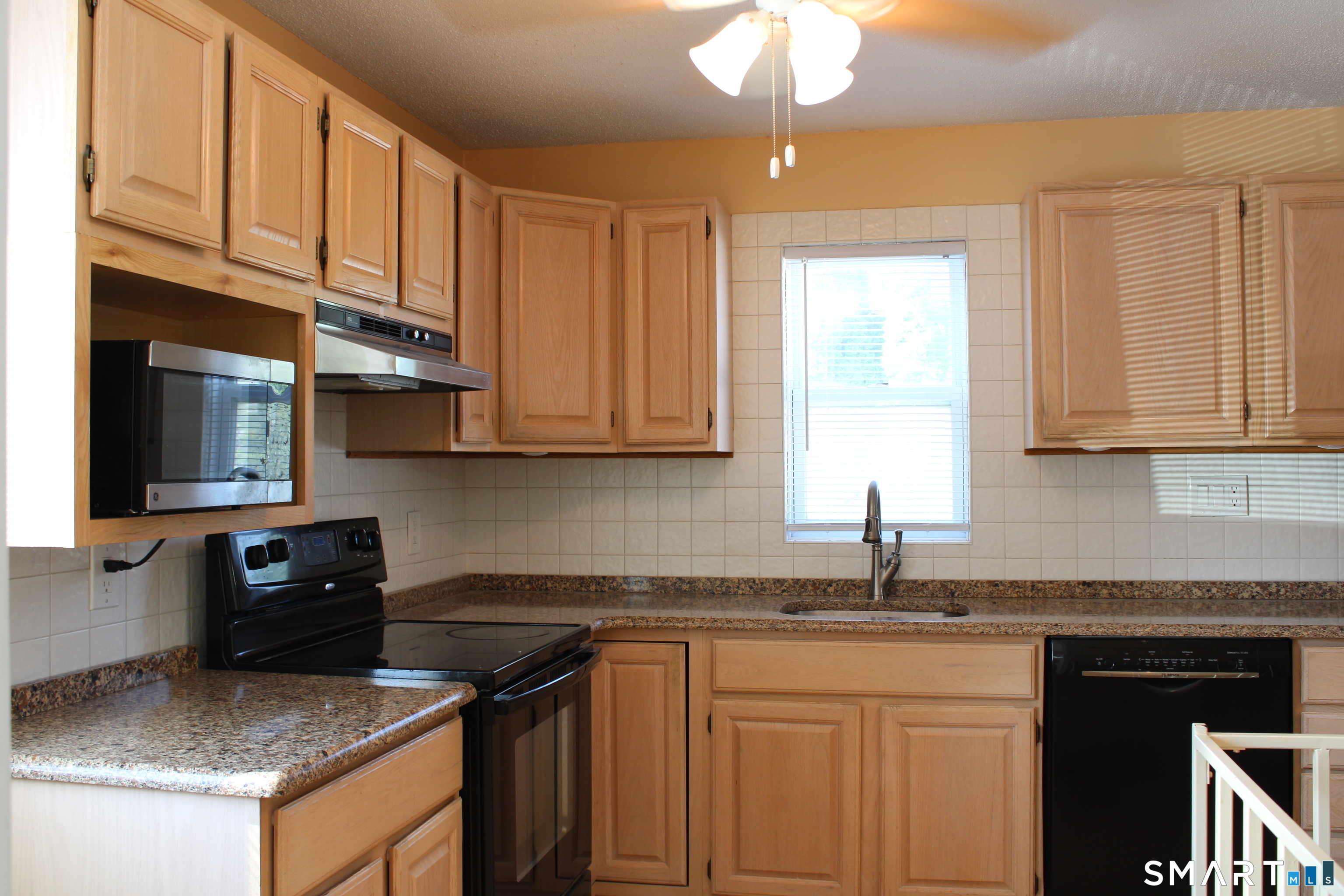 76 Woodmont Road West Haven CT 06516
