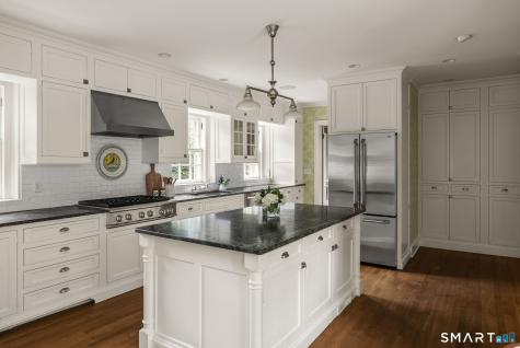 33 Sycamore Road West Hartford CT 06117