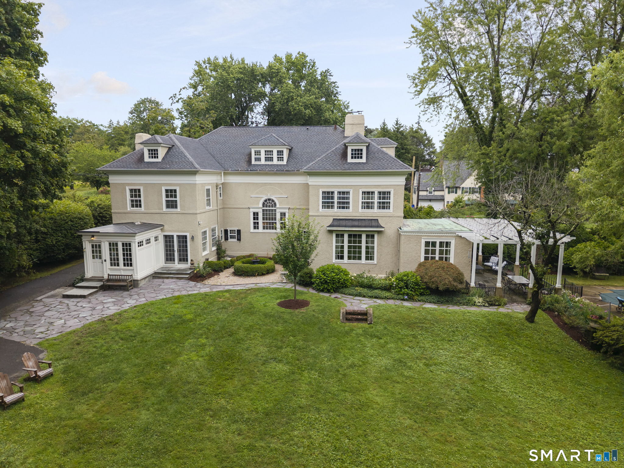 33 Sycamore Road West Hartford CT 06117