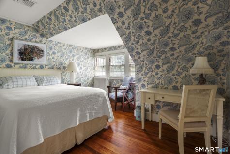 33 Sycamore Road West Hartford CT 06117