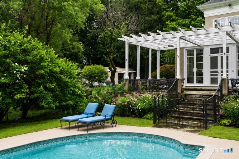 33 Sycamore Road West Hartford CT 06117