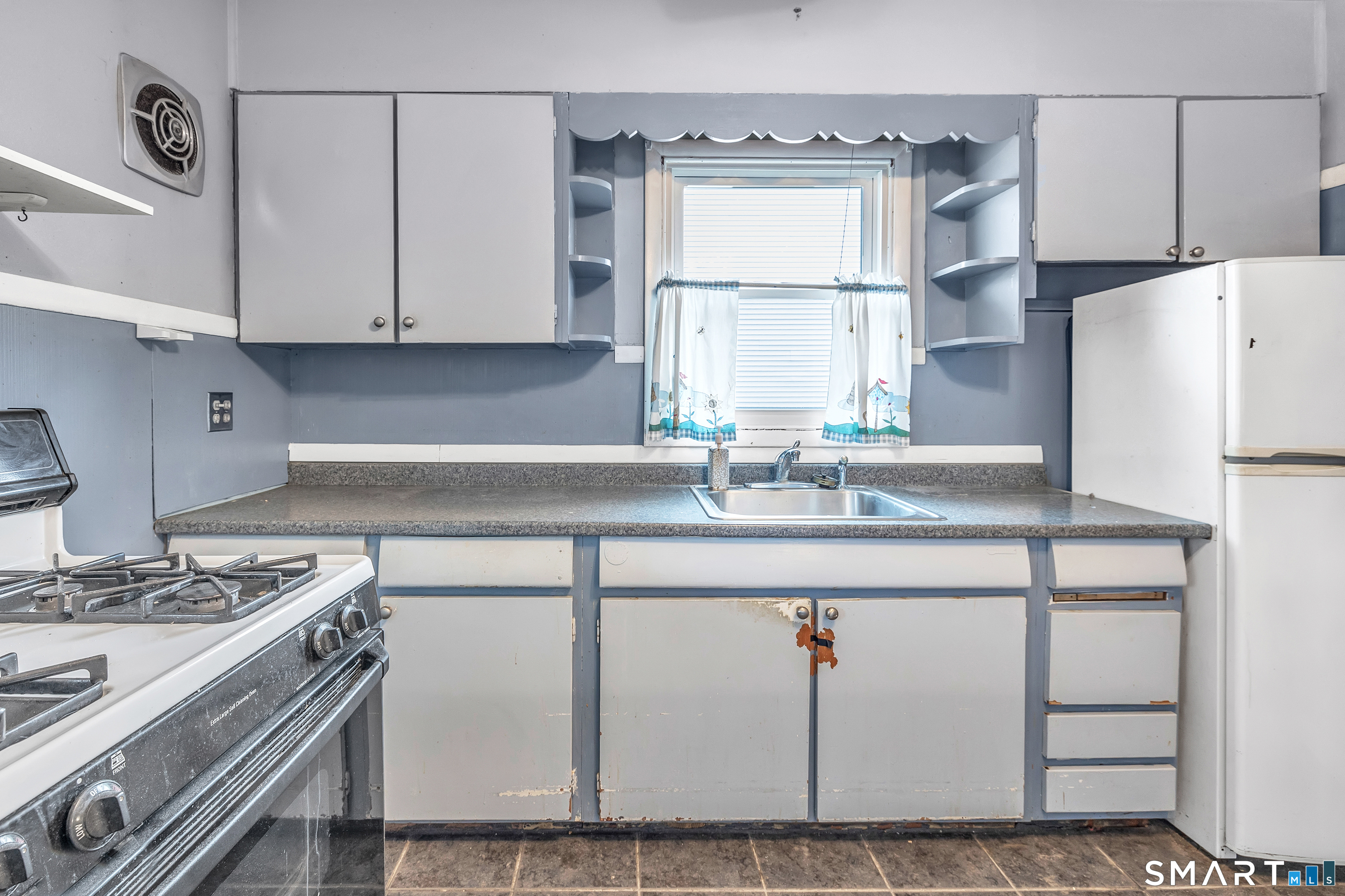 11 Manton Street Shelton CT 06484