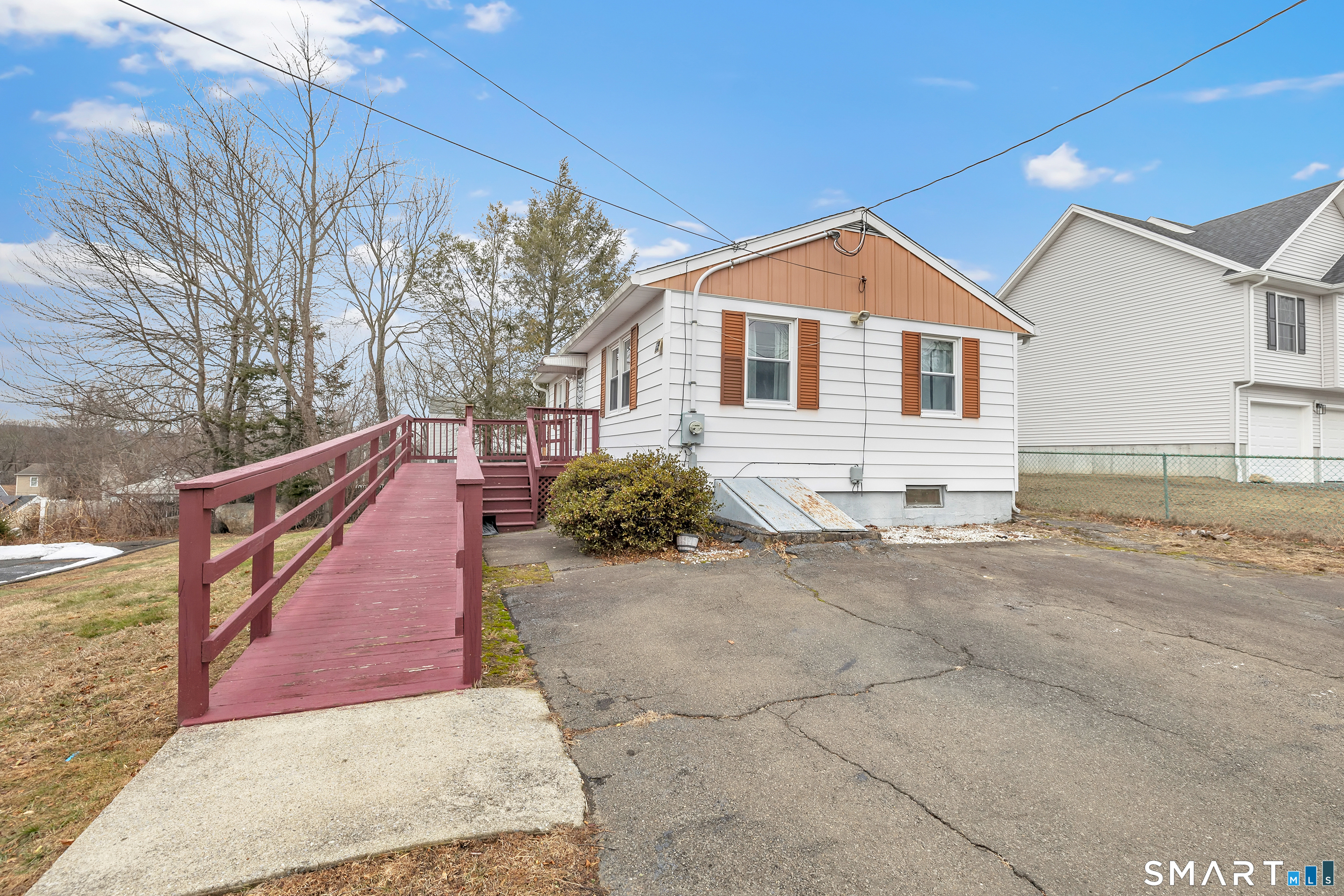 11 Manton Street Shelton CT 06484