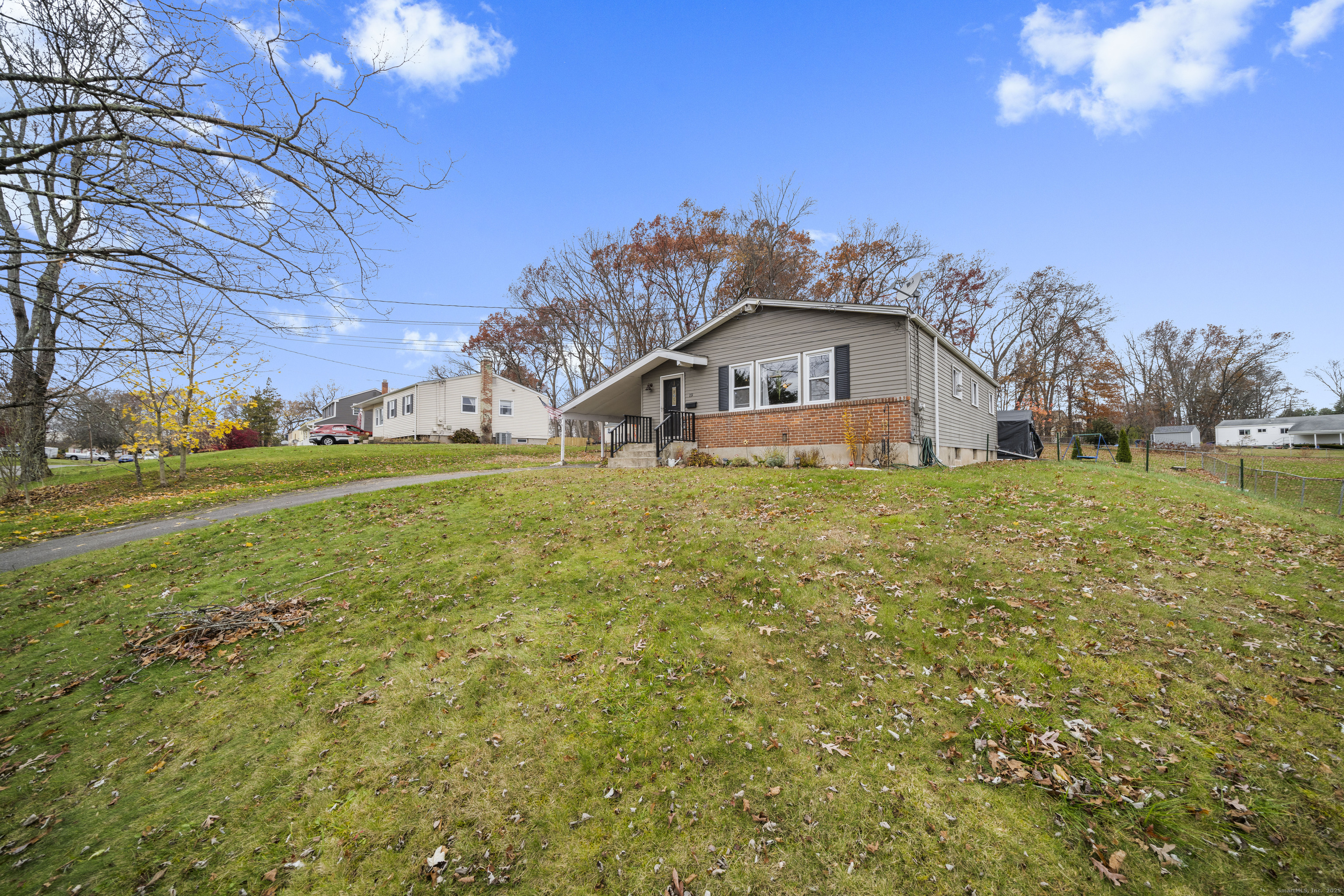 19 Thomas Street Windsor Locks CT 06096