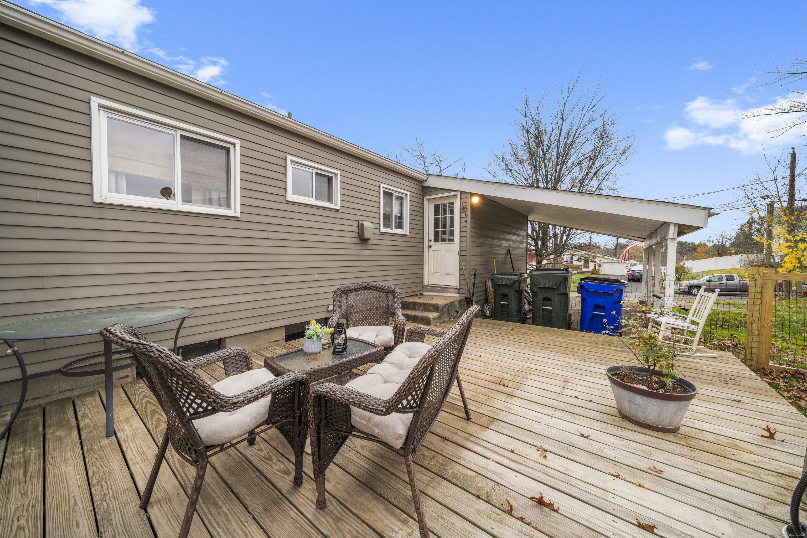 19 Thomas Street Windsor Locks CT 06096