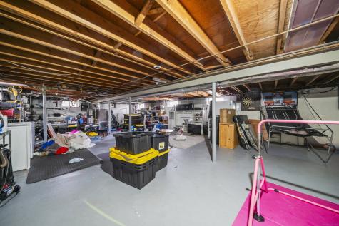 19 Thomas Street Windsor Locks CT 06096