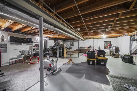 19 Thomas Street Windsor Locks CT 06096