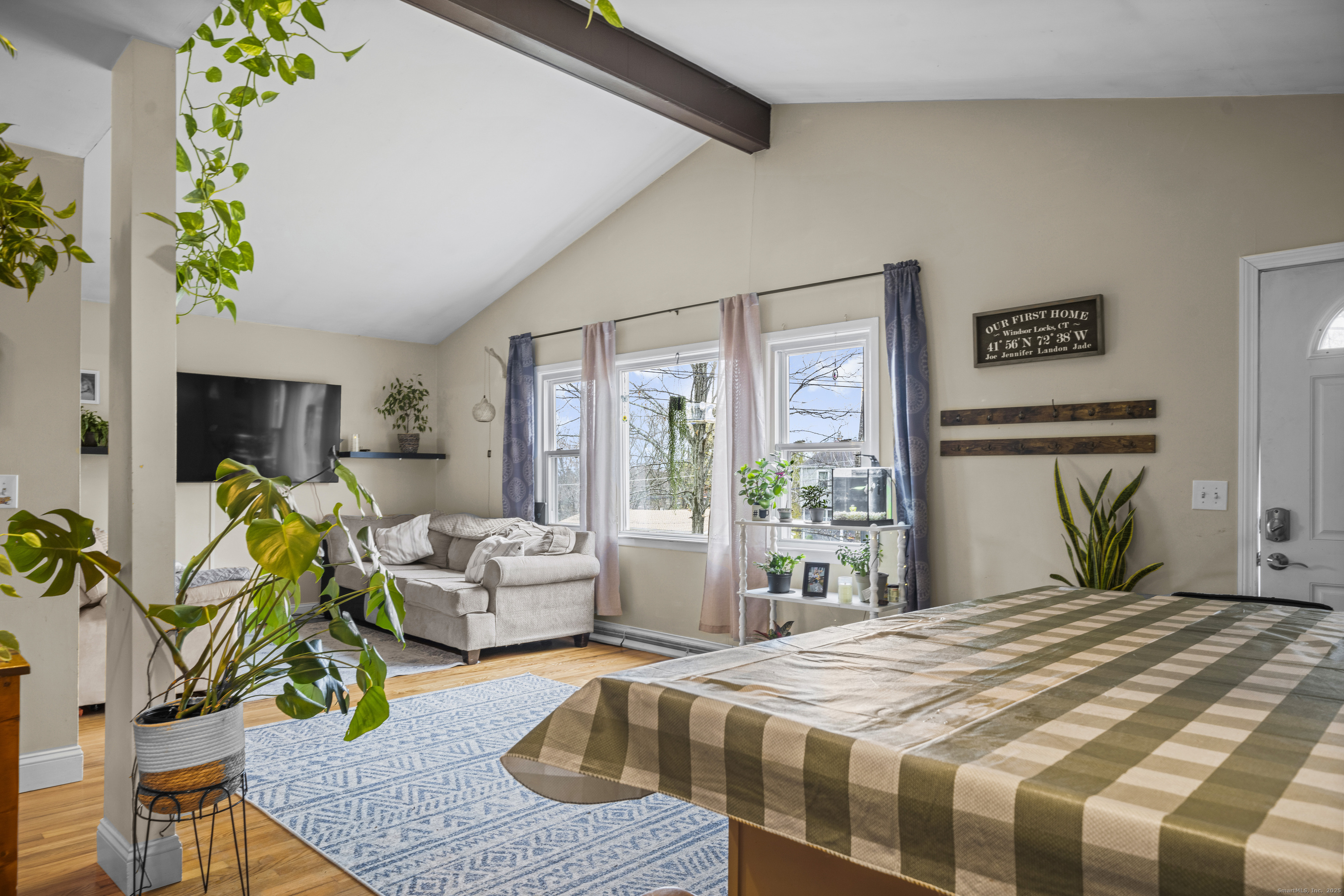 19 Thomas Street Windsor Locks CT 06096