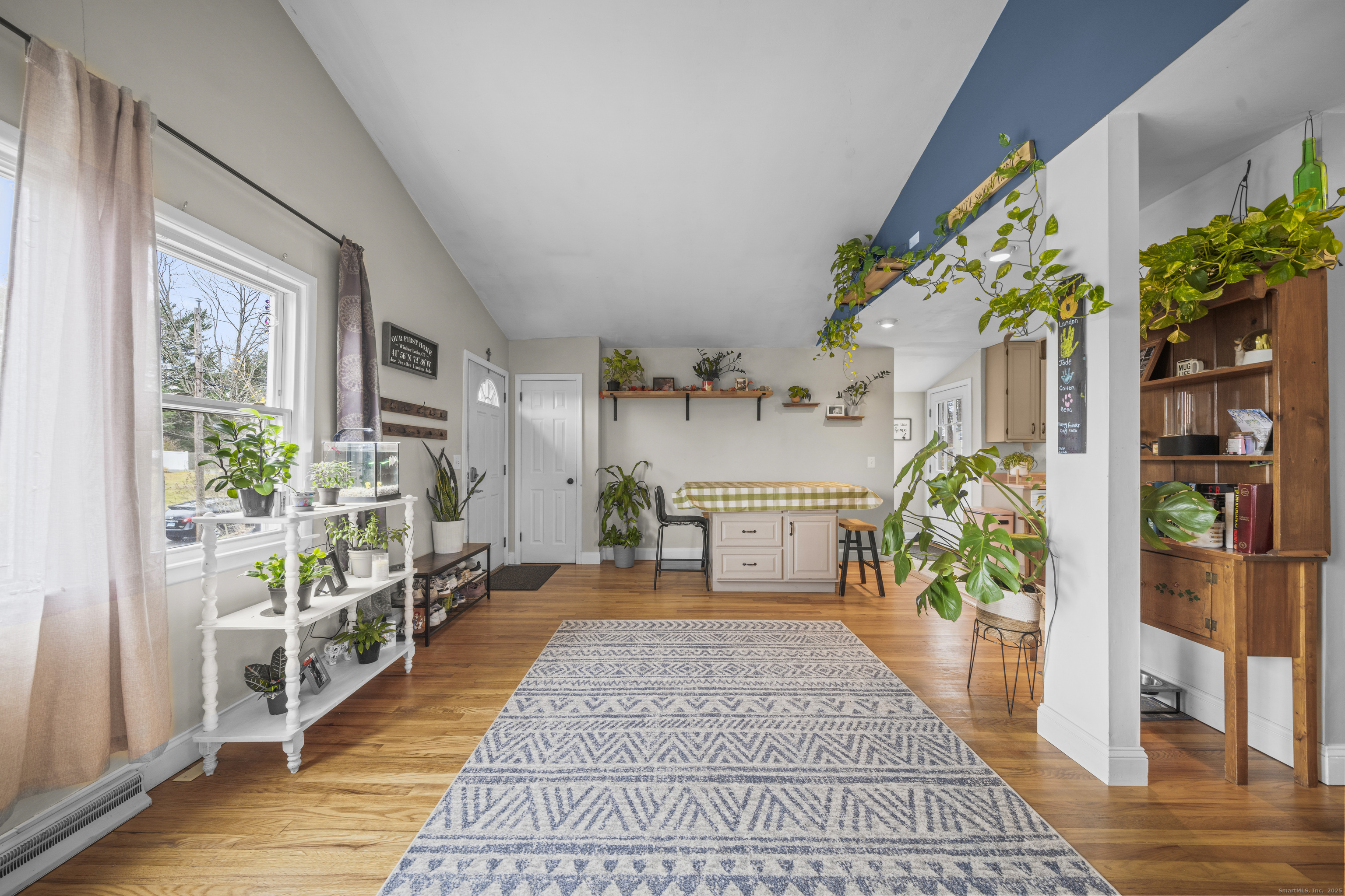 19 Thomas Street Windsor Locks CT 06096