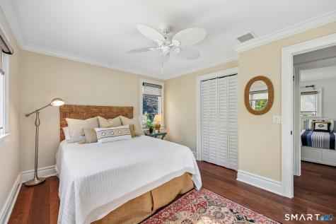 15 Lake Shore Drive East Lyme CT 06357