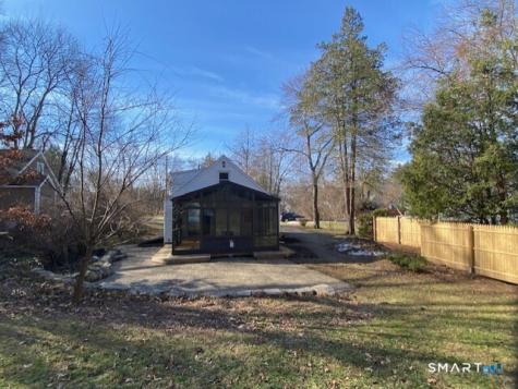 94 Ludlow Road Windsor CT 06095