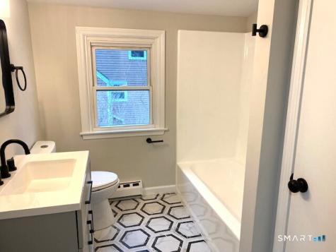94 Ludlow Road Windsor CT 06095