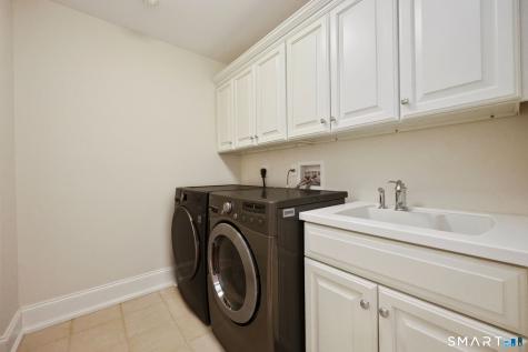 12 Woodbine Way Stamford CT 06903