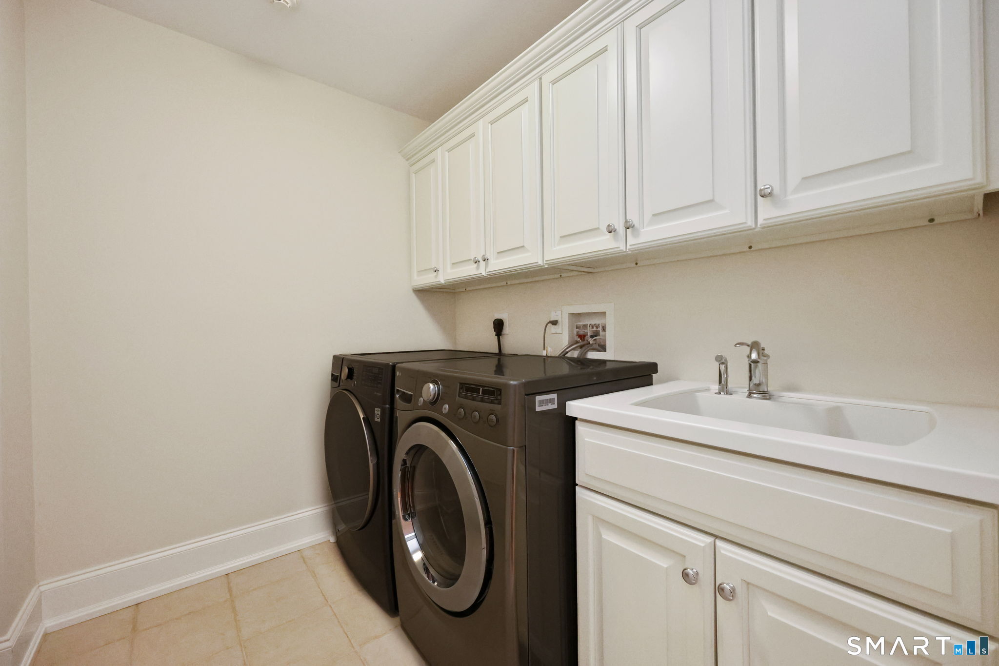 12 Woodbine Way Stamford CT 06903