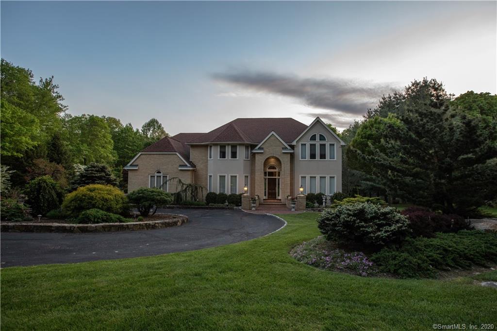 10 Edna Court Brookfield CT 06804