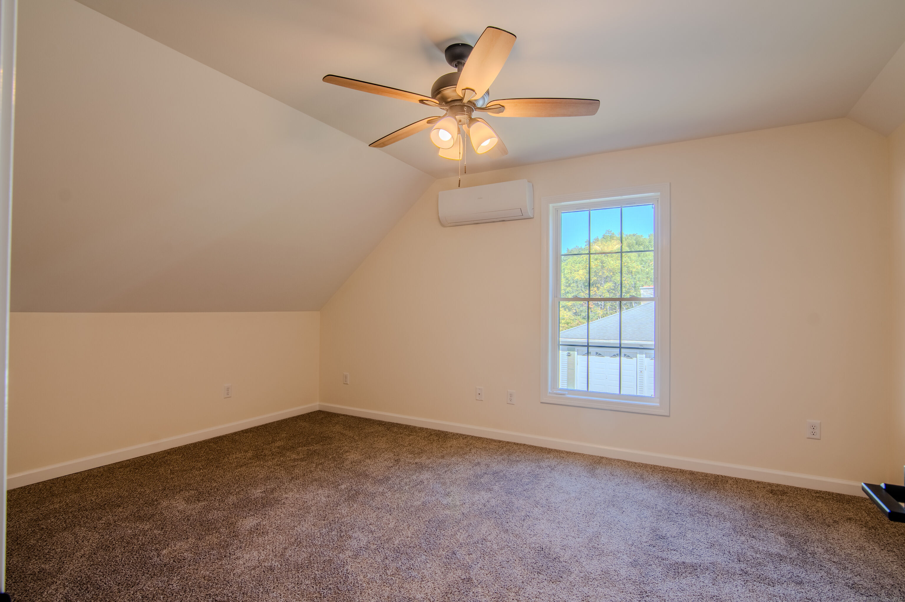 12 Walas Road Plainfield CT 06354