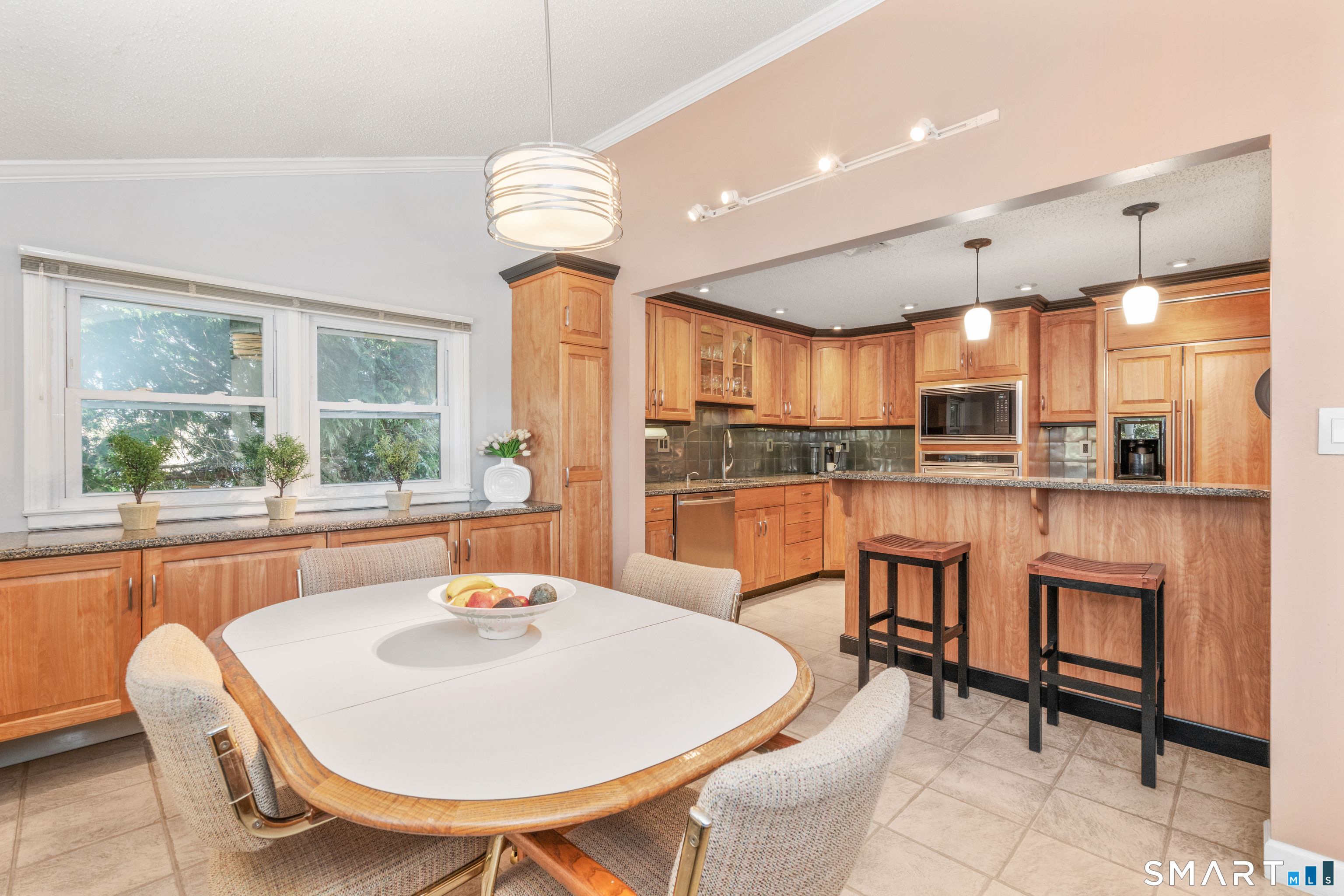 200 Mohegan Drive West Hartford CT 06117