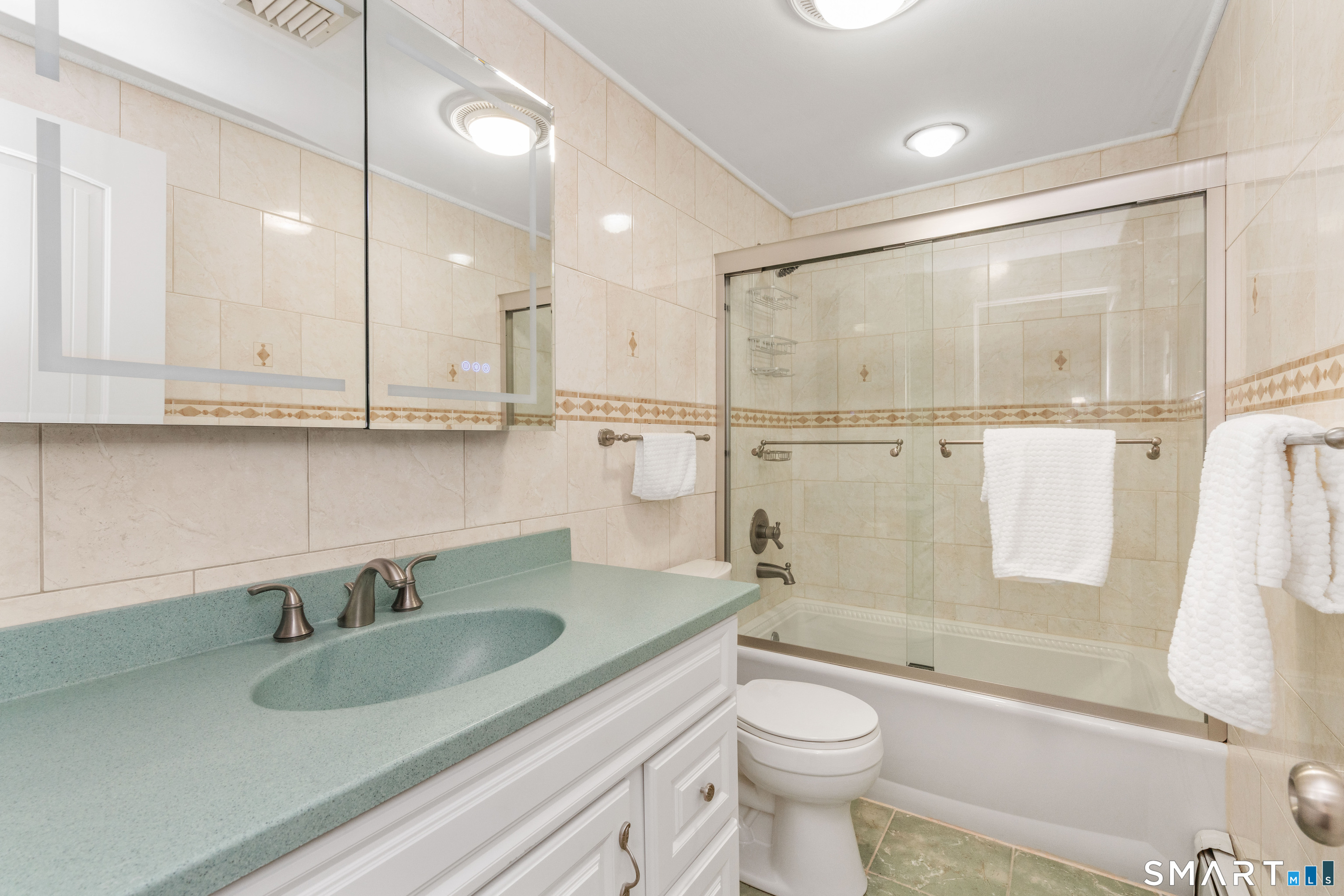 200 Mohegan Drive West Hartford CT 06117