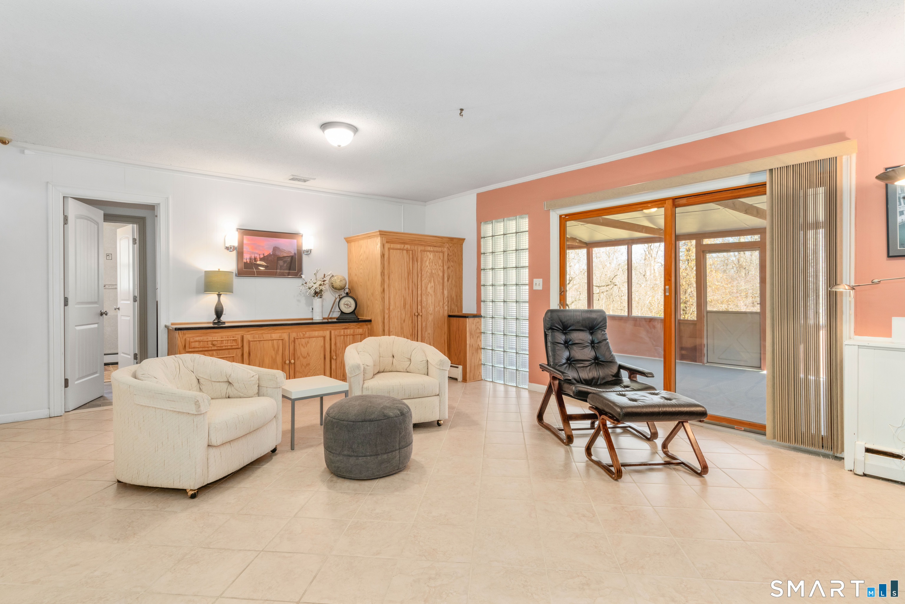 200 Mohegan Drive West Hartford CT 06117