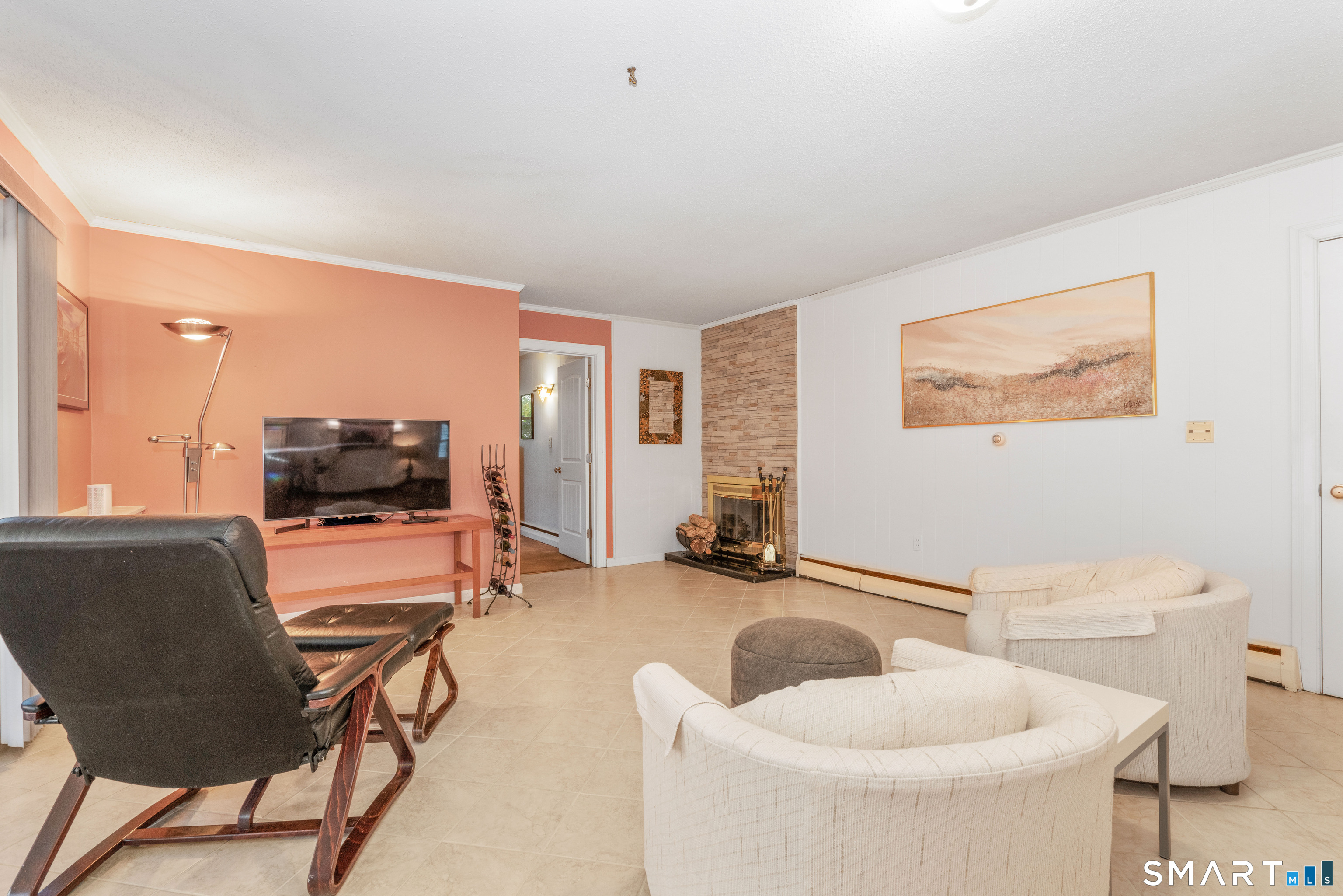 200 Mohegan Drive West Hartford CT 06117