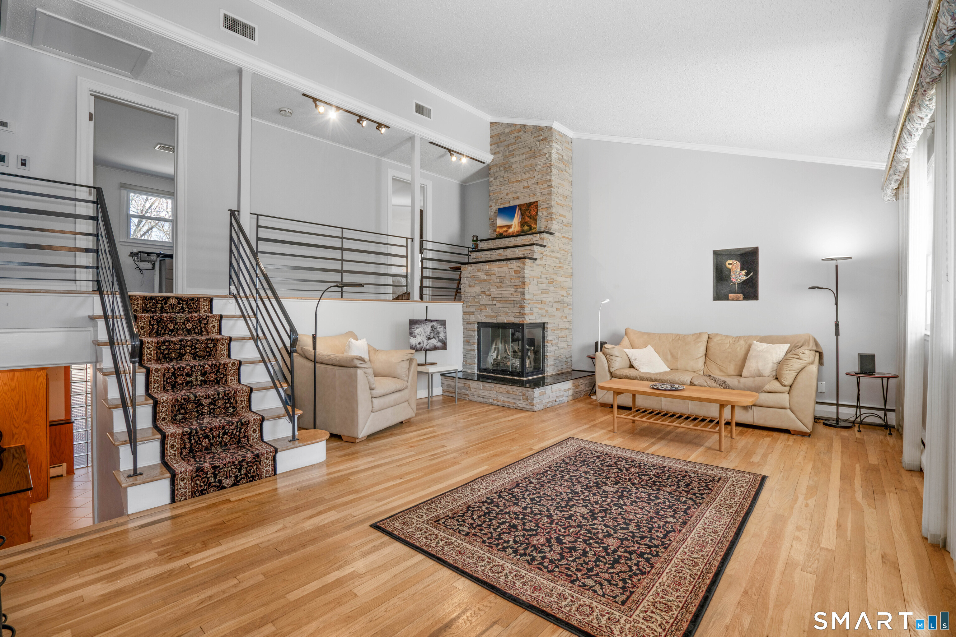 200 Mohegan Drive West Hartford CT 06117