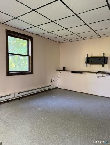 46 Knorr Avenue Seymour CT 06483