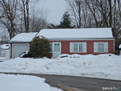 36 Apple Street Wallingford CT 06492