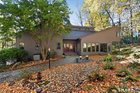 38 High Hill Road Bloomfield CT 06002