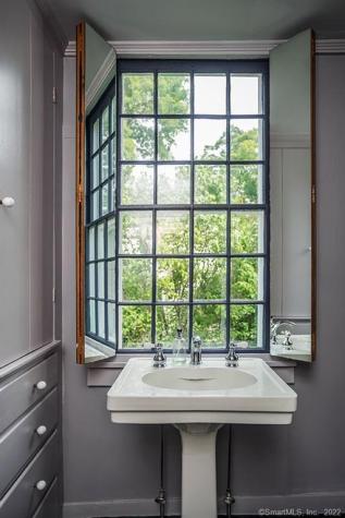 21 South Ellsworth Road Sharon CT 06069