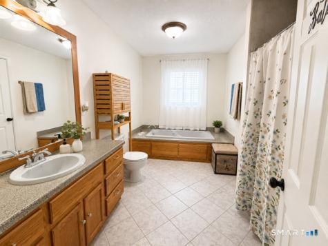 27 Kearney Street Plymouth CT 06786