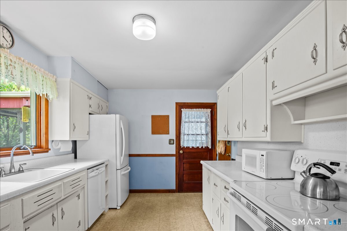 106 Ridgewood Road Wallingford CT 06492