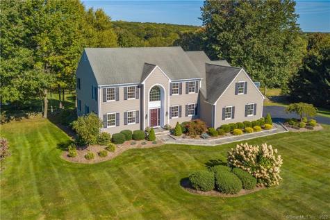 21 Fox Ridge Drive New Milford CT 06776