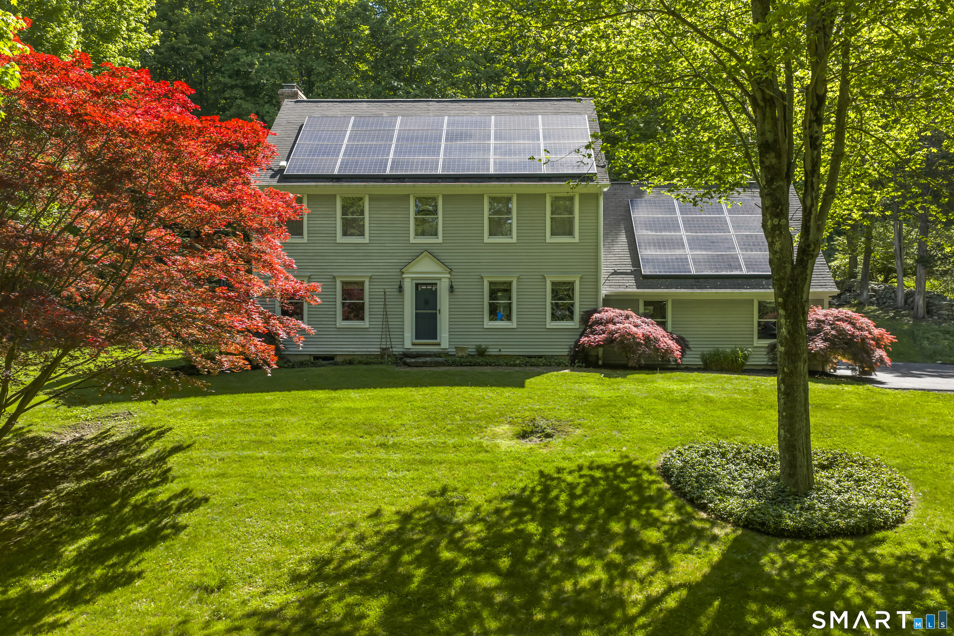 18 Gelding Hill Road Newtown CT 06482
