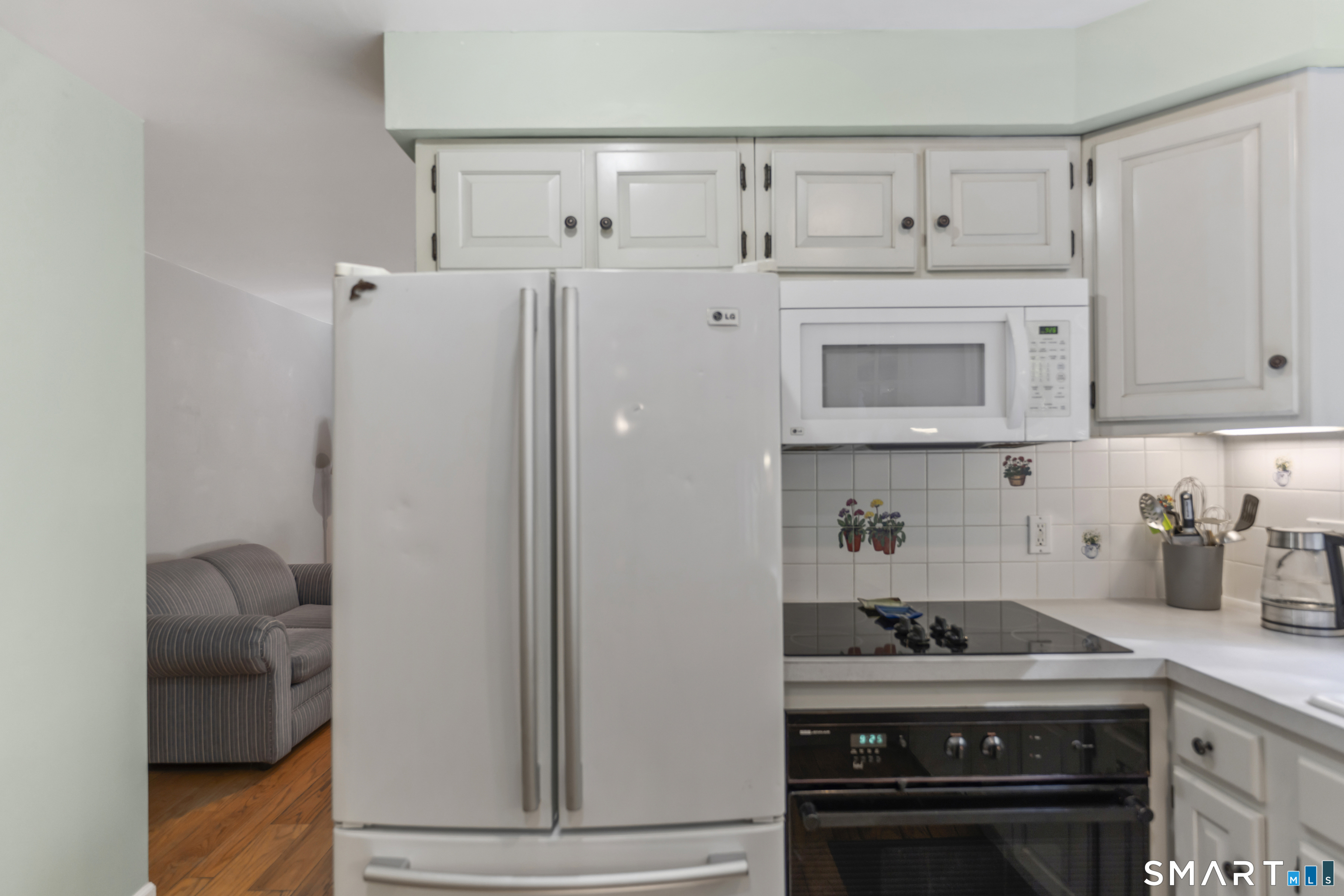 18 Gelding Hill Road Newtown CT 06482