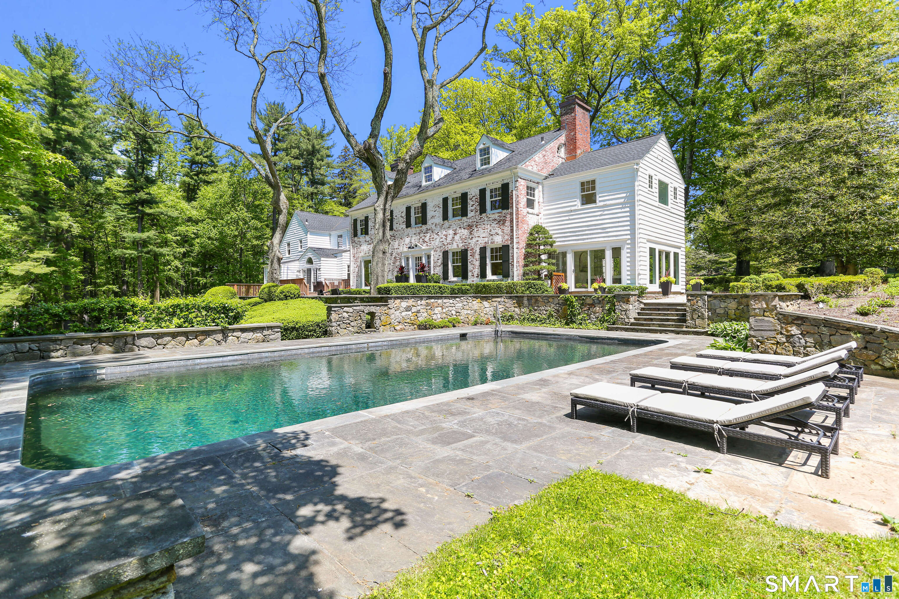 530 Round Hill Road Greenwich CT 06831