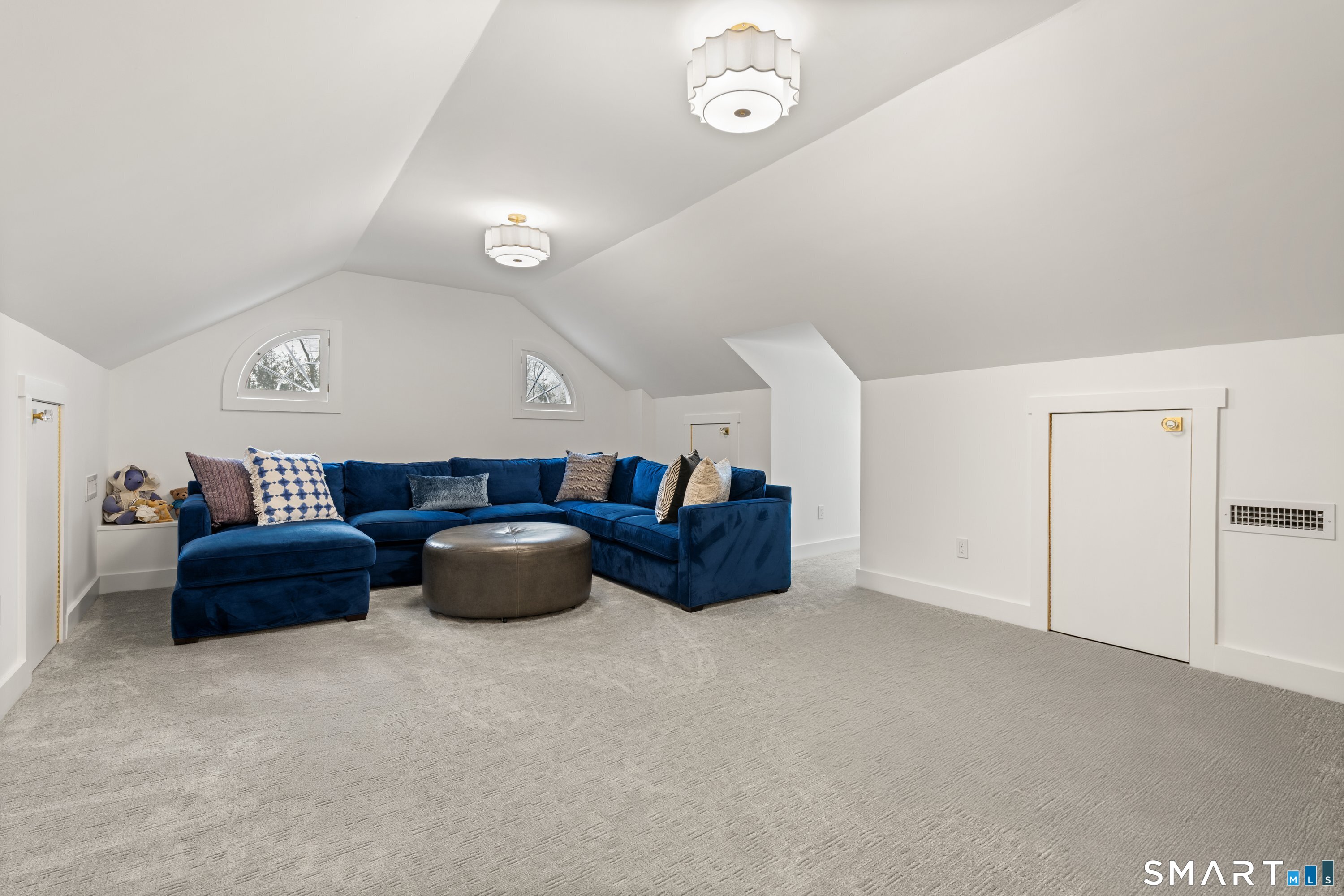 530 Round Hill Road Greenwich CT 06831