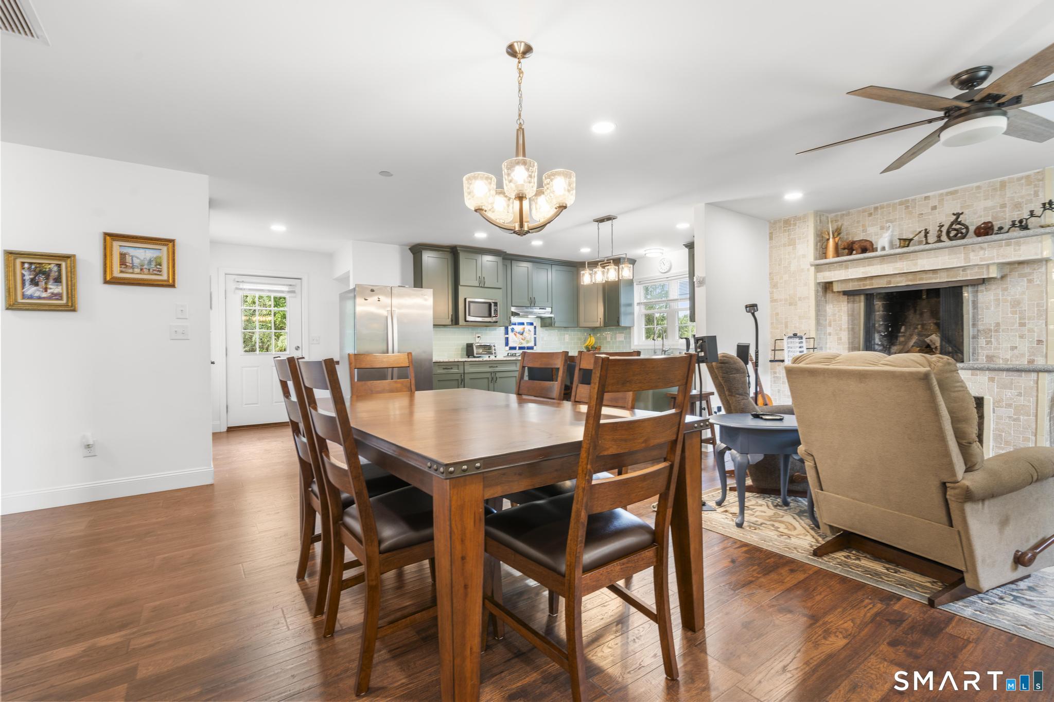 25 Orowoc Trail Shelton CT 06484