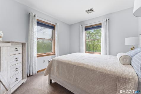877 Newgate Road Suffield CT 06093