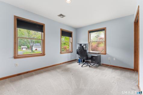 877 Newgate Road Suffield CT 06093