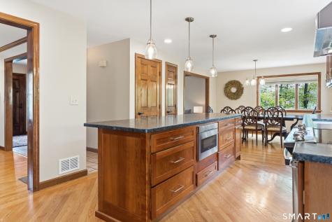 877 Newgate Road Suffield CT 06093