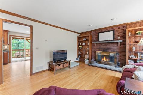 877 Newgate Road Suffield CT 06093