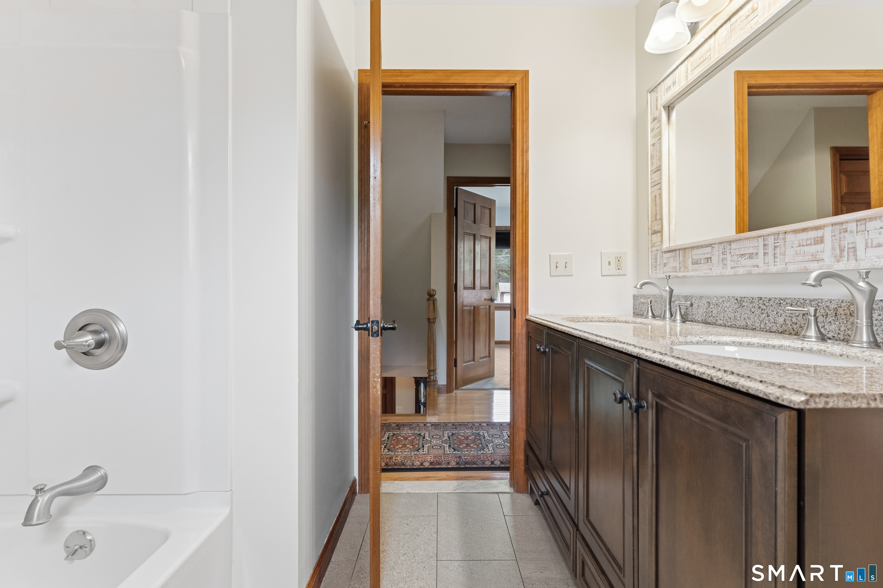 877 Newgate Road Suffield CT 06093