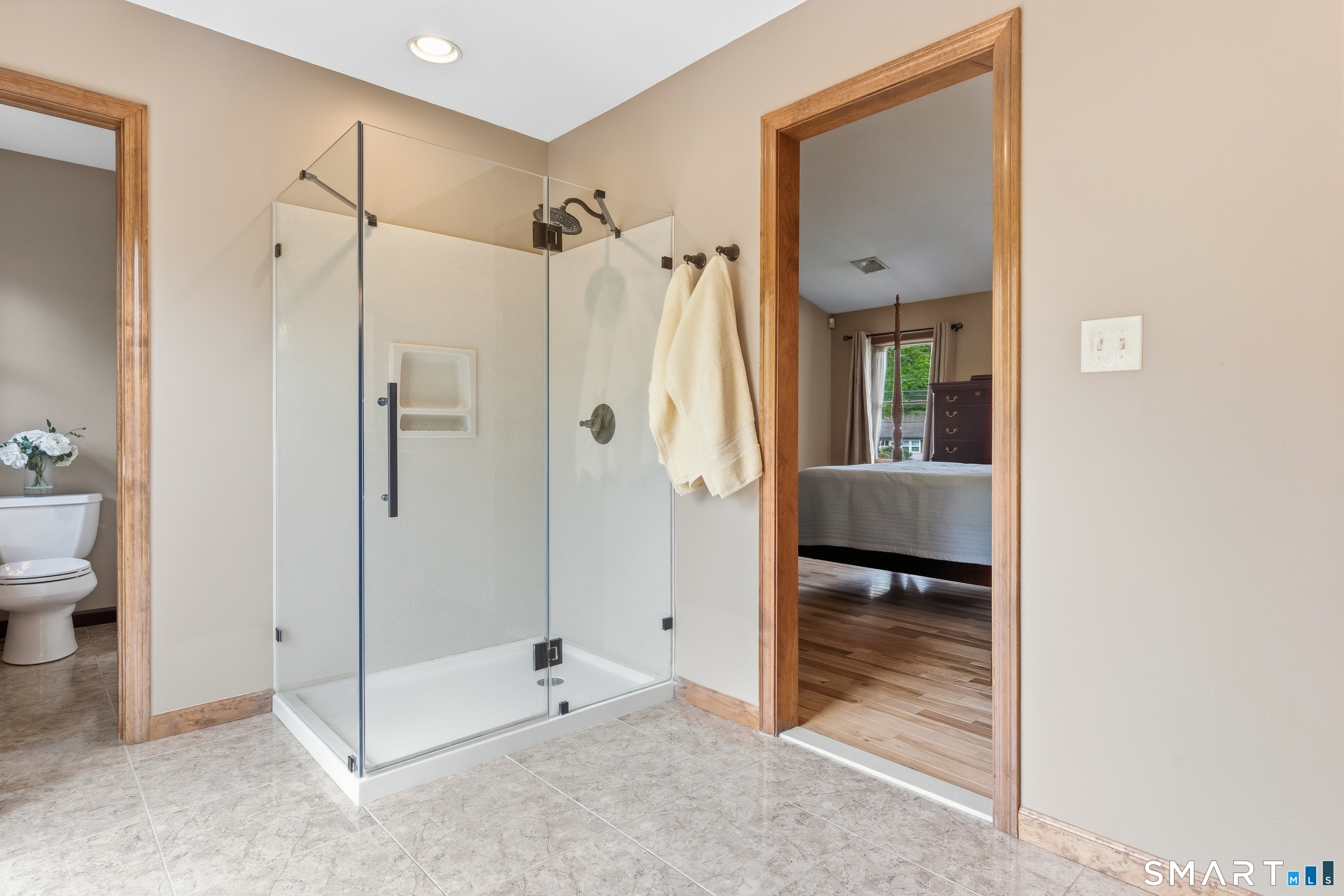 877 Newgate Road Suffield CT 06093